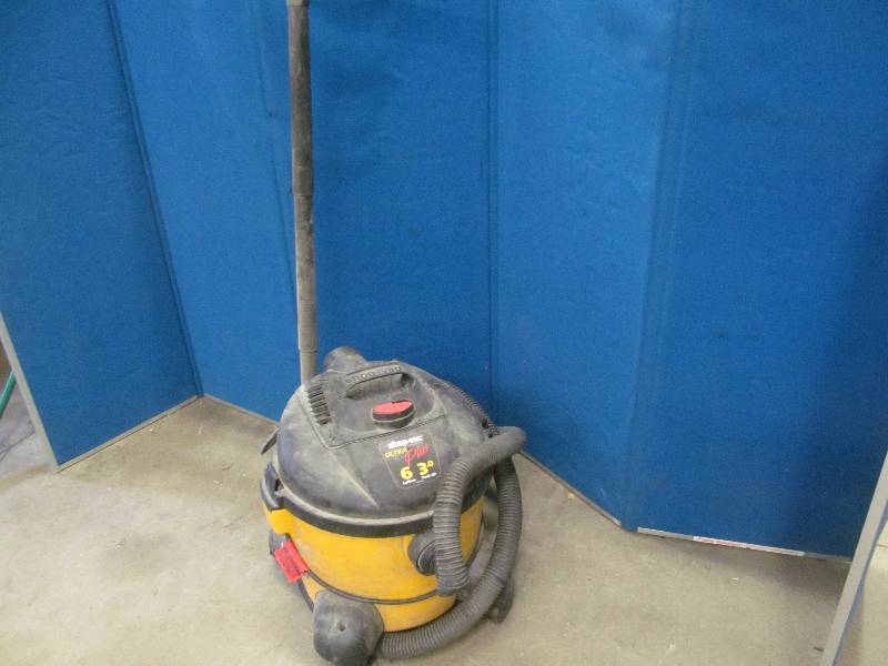 lot 90 image: shop vac