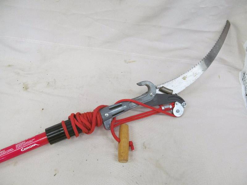 lot 131 image: pruner