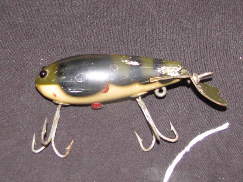 lot 6 image: Creek Chub Crawdad Glass Eyed Lure