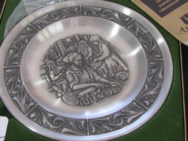 lot 24 image: Pewter Plate by Astri Holthe Arendal, Norway 1985