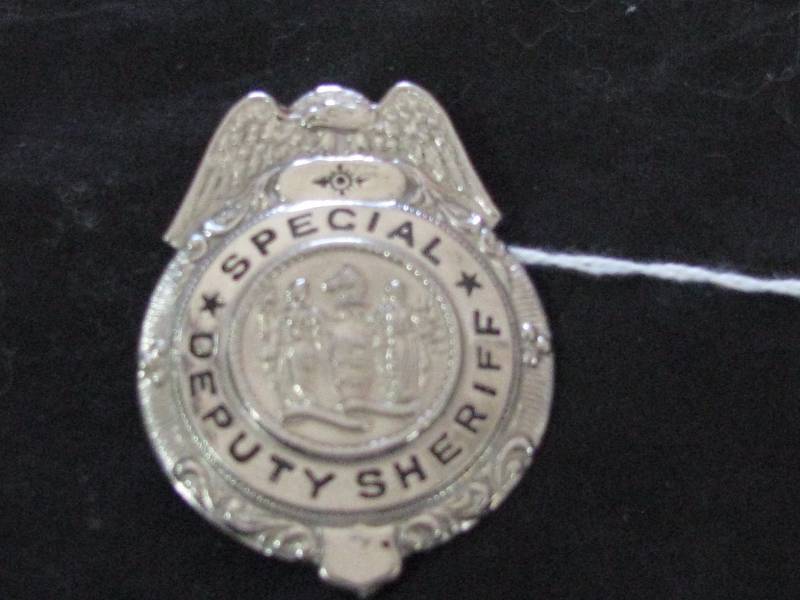 lot 31 image: Special Deputy Sheriff Badge (obsolete)