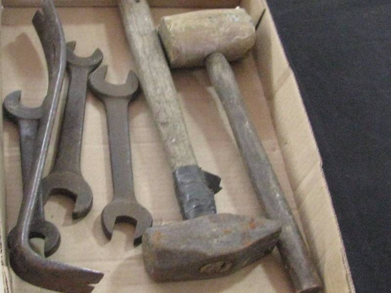 lot 44 image: Vintage Tools