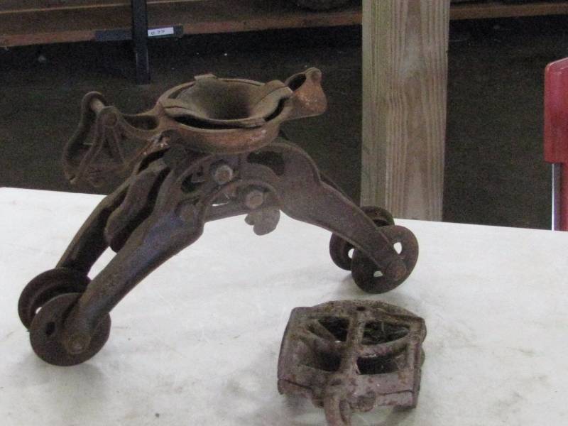 lot 49 image: Vintage Steel Track Carrier
