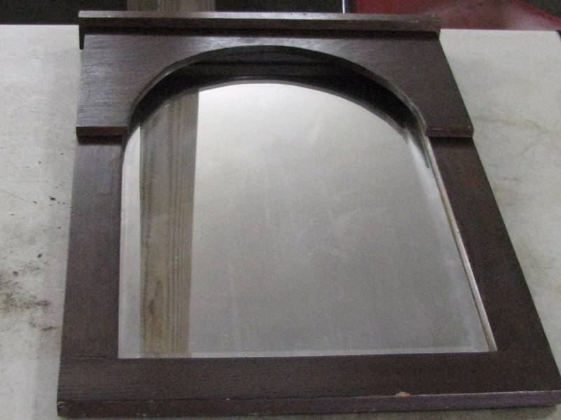 lot 52 image: Vintage Mirror