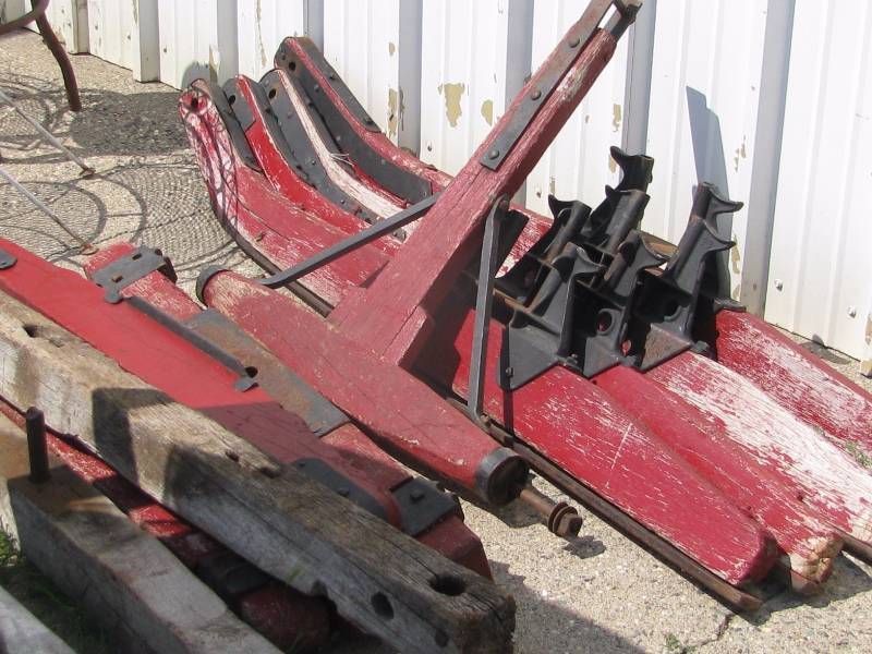 lot 75 image: Large Bob Sled Base