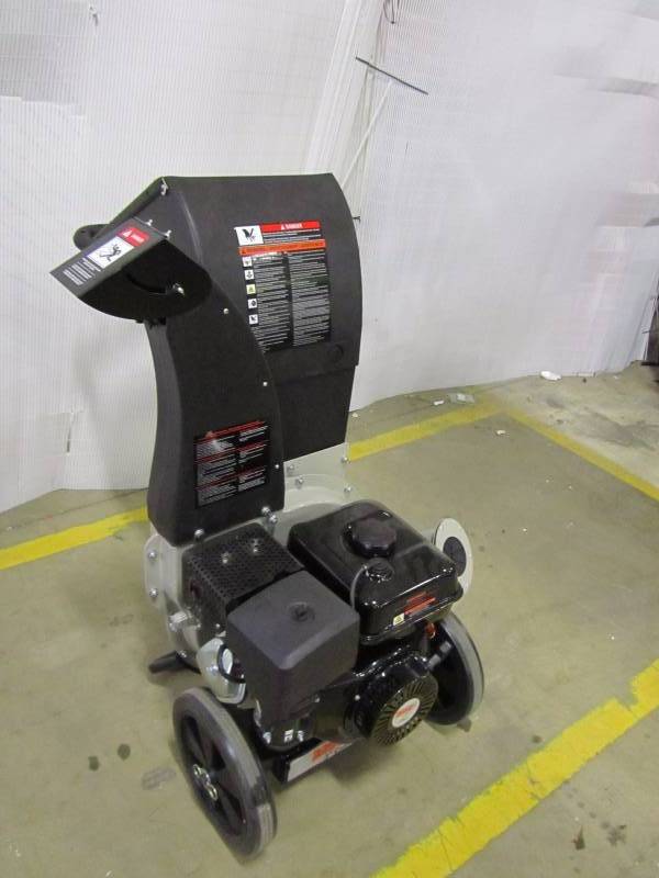 lot 4 image: Brush Master 11 HP 270 cc Chipper Shredder with 3 in. dia. Feed