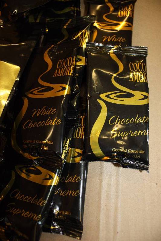 lot 150 image: Pallet of Hot Chocolate Single Serve packets