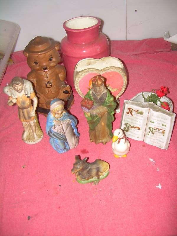 VINTAGE GLASSWEAR