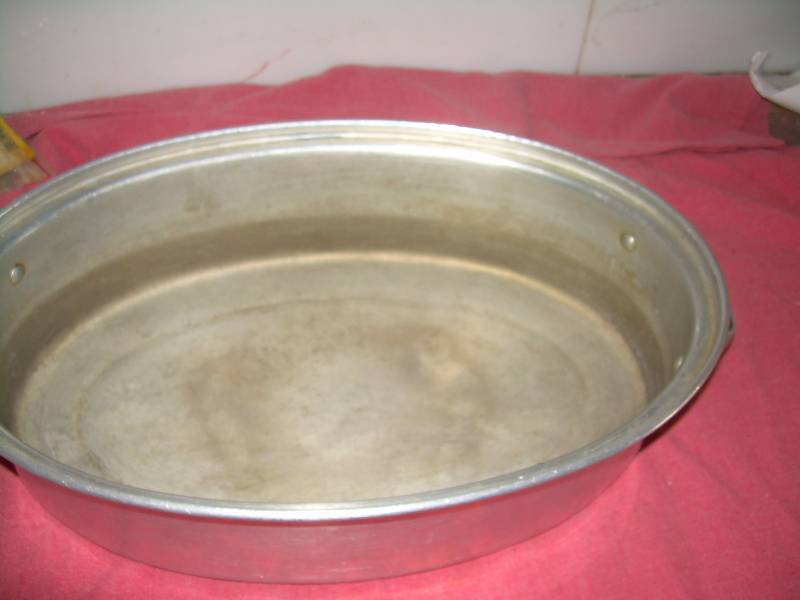 VINTAGE ALUMINUM ROASTER