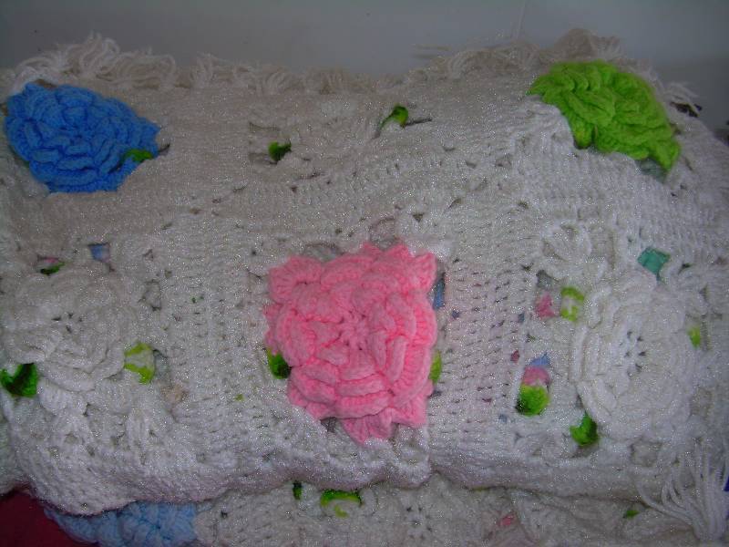 LG HAND CRAFTED BED SPREAD