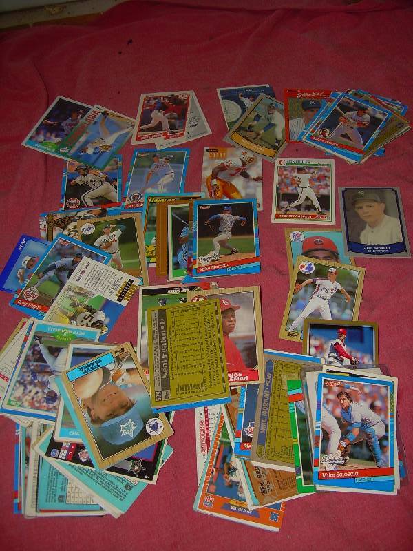 BASEBALL AND FOOTBALL CARDS