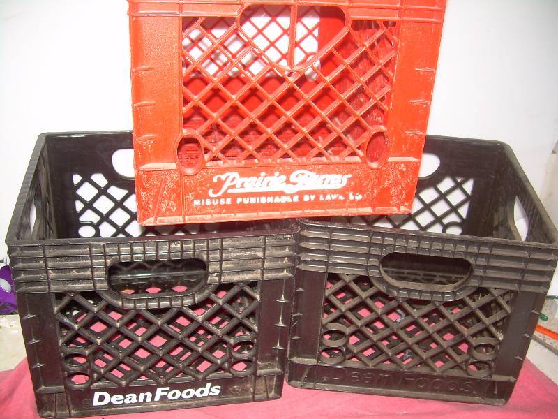 COLLECTIBLE CRATES