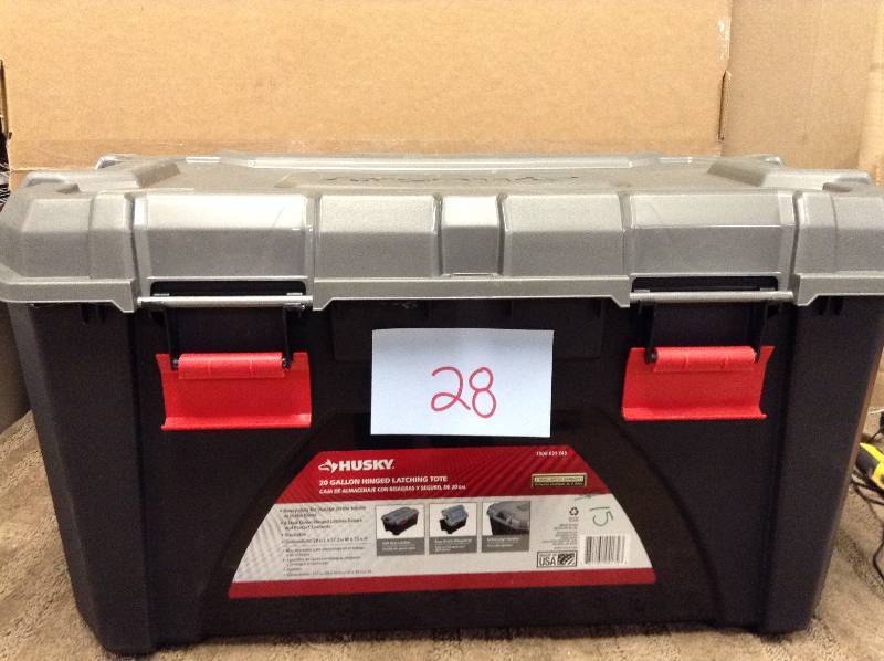 Husky 20 gallon Hinged Latching Tote