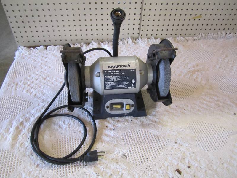 lot 259 image: Krafttech 6 Bench Grinder with Lig...