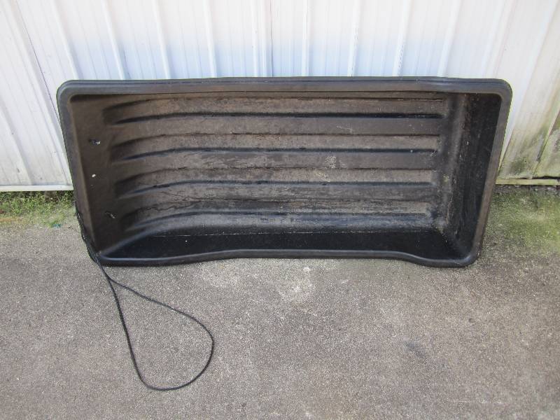 lot 280 image: Otter Sport Sled. In good preowned ...