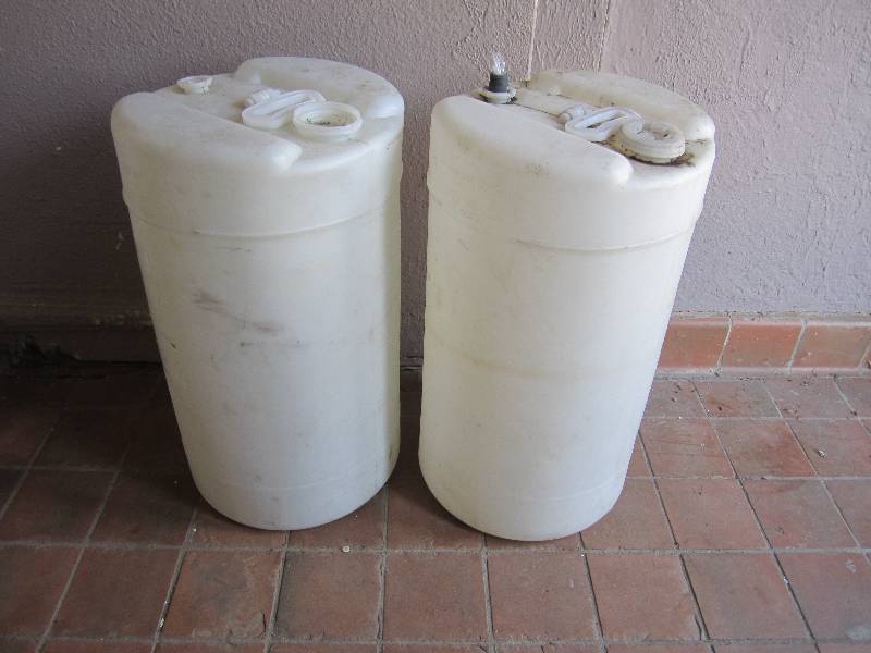 lot 282 image: Lot of 2 15 Gallon Plastic Containe...