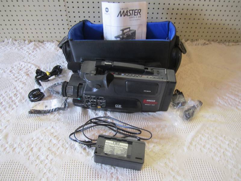 lot 10 image: Minolta Master Series-V 20R VHS HQ ...