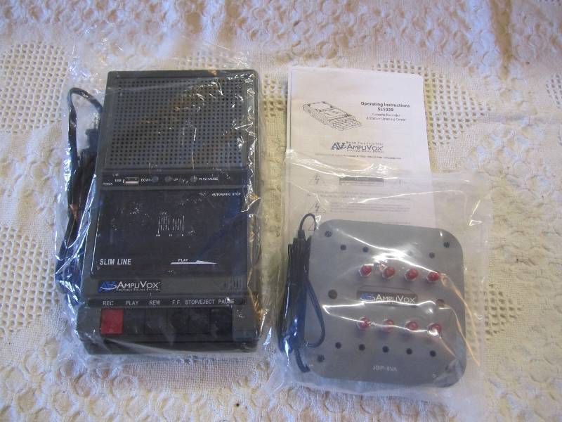 lot 28 image: Amplivox Portable Cassette Multi St...