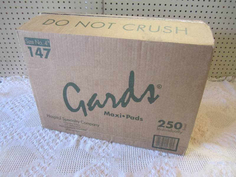 lot 41 image: Case of 250 Individually Boxed Maxi...