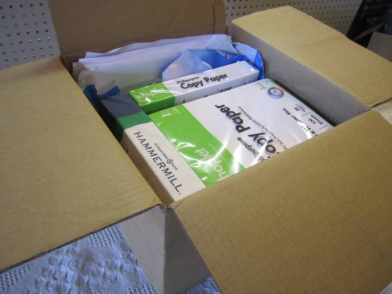 lot 59 image: 6 Reams of 8.5 x 11 Printer Paper ...