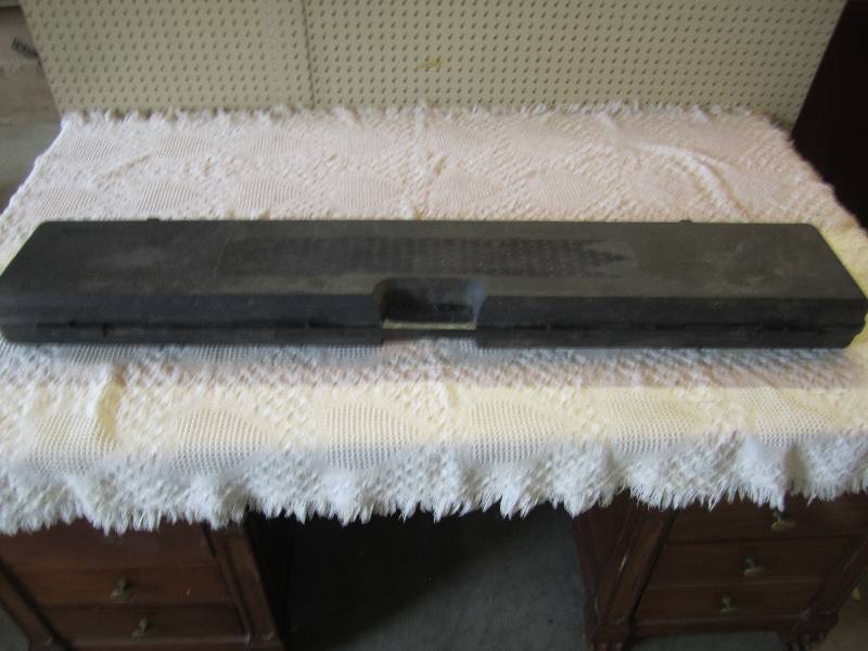 lot 108 image: Doskocil Gun Case 9 x 52 inside....