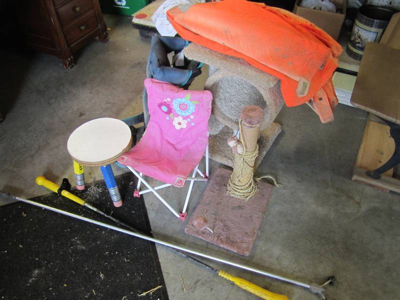 lot 110 image: Lot of misc items....