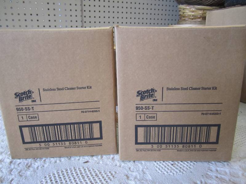 lot 148 image: 2 Cases of Scotch-Brite Stainless S...