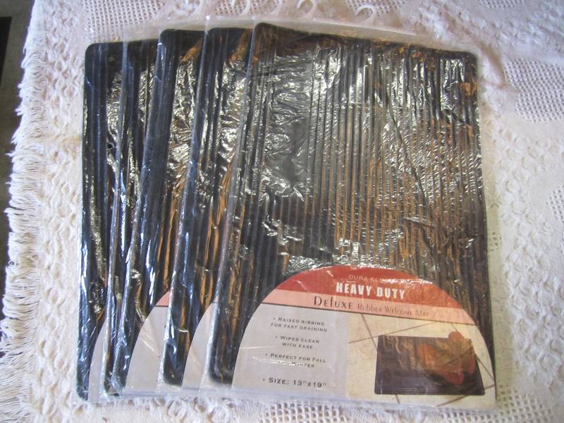 lot 159 image: Lot of 5 Heavy Duty Delux Rubber We...