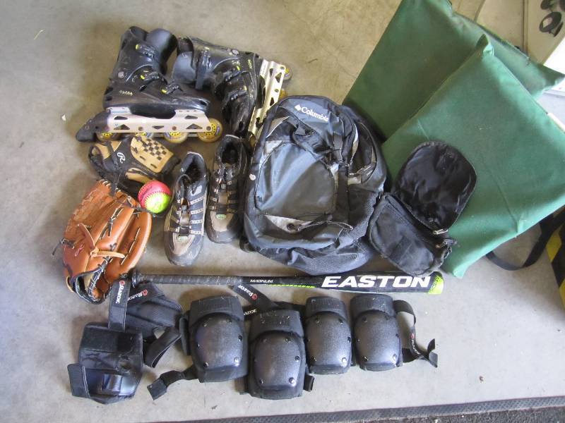 lot 174 image: Lot of misc sportoutdoor related i...