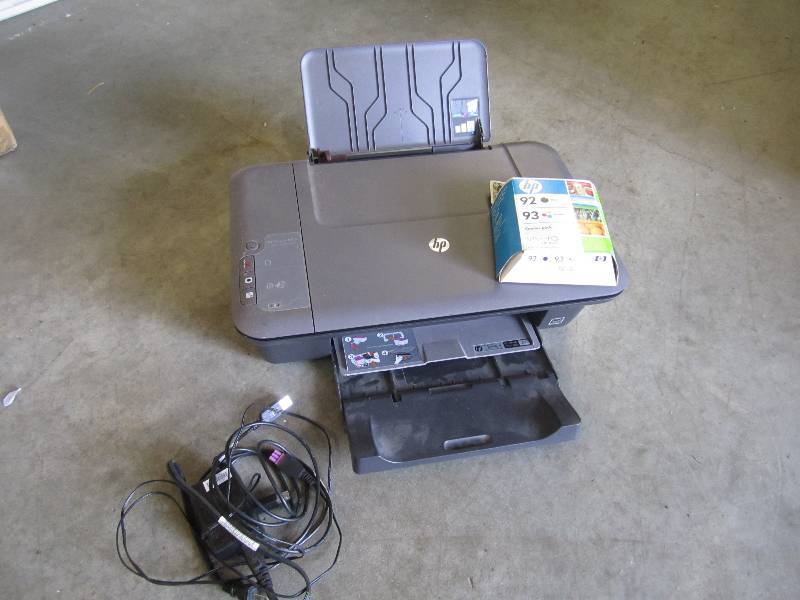 lot 177 image: HP Deskjet 1055 Print Scan Copy wit...