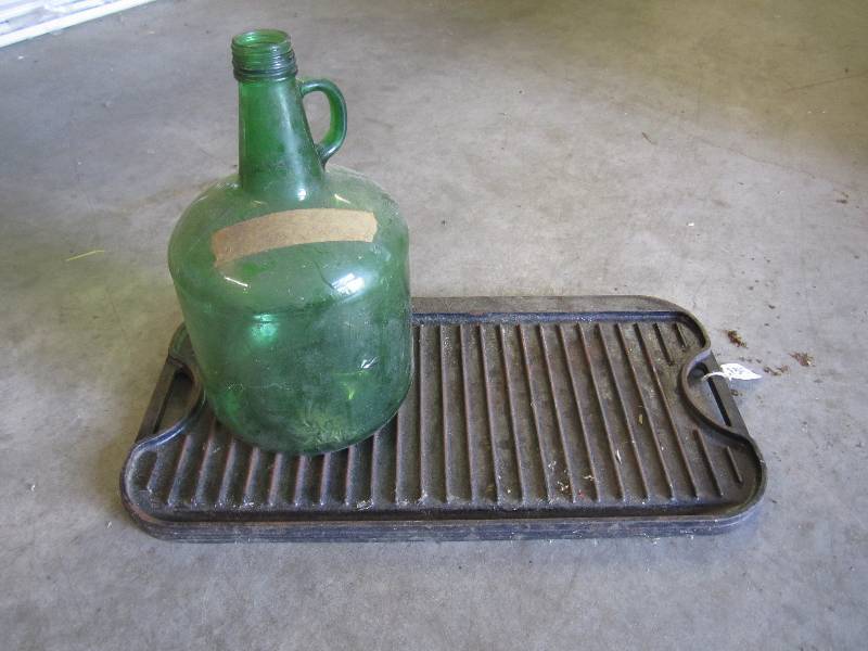 lot 190 image: Vintage Cast Iron Double Sided Grid...