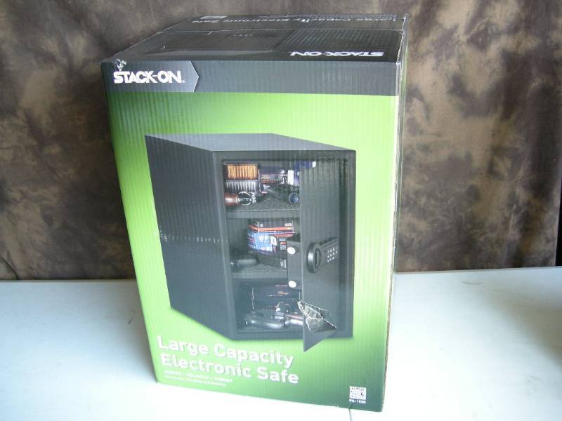 Stack-On Large Capacity Electronic Safe