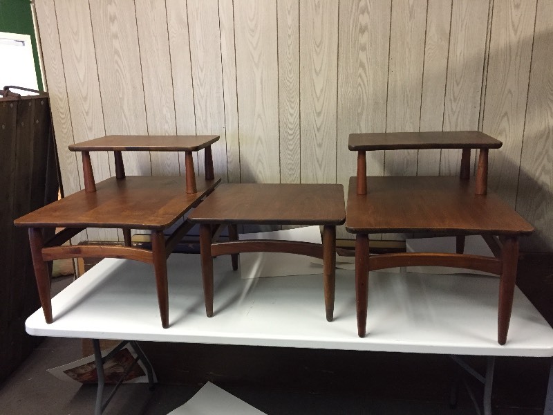 lot 76 image: 3 Mid Century Modern Tables MCM