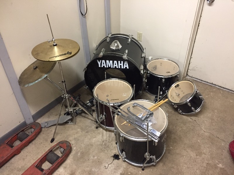 lot 78 image: Drum Set - includes stands & cymbols