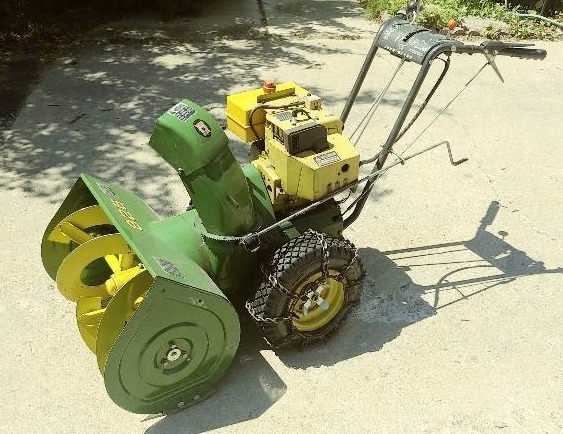 John Deere 2 Stage Snow Blower