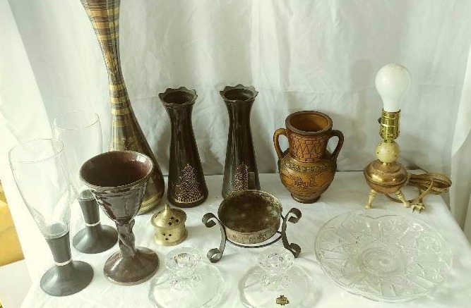Vases and other Dcor