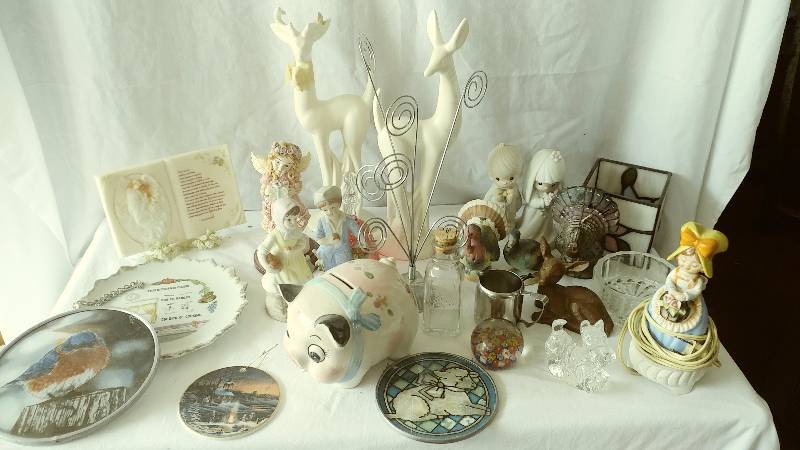 Ceramic Figurines and Other Dcor