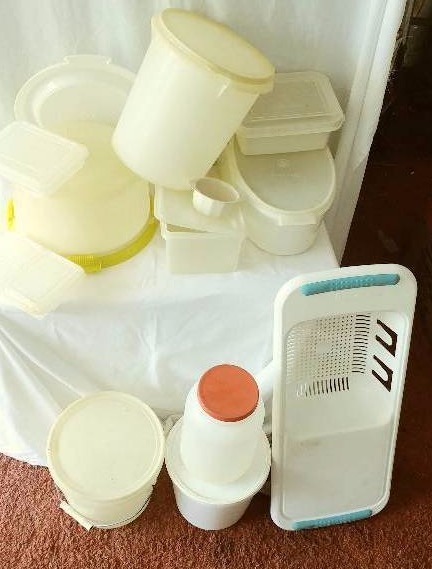 Lot of Tupperware Containers