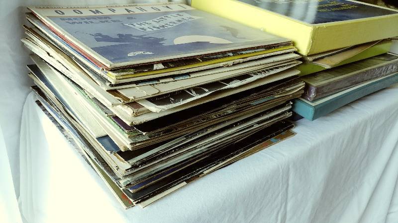 Lot of Various Vinyl Records