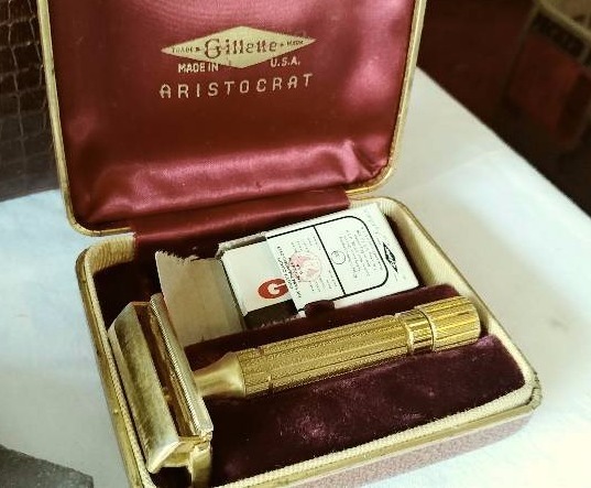 Vintage Shaving Kit  Misc.