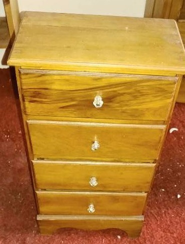 4 Drawer Night StandDresser