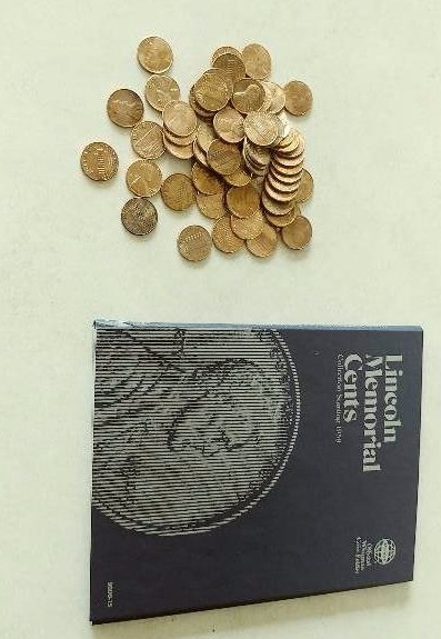 Lincoln Memorial Cents Book and Pennies