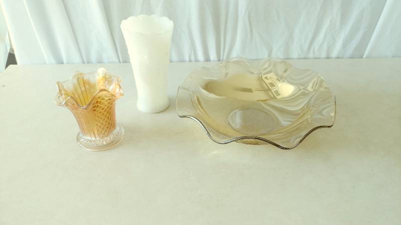 Carnival Glass, Milk Glass, and Depression Glass Dcor