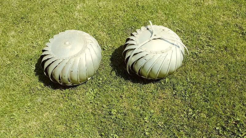 2 Turbine Roof Vents
