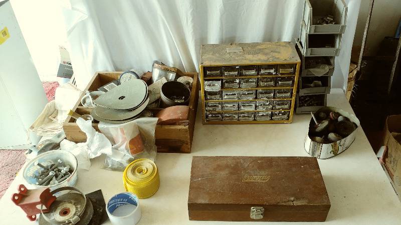 Misc Garage Items 2
