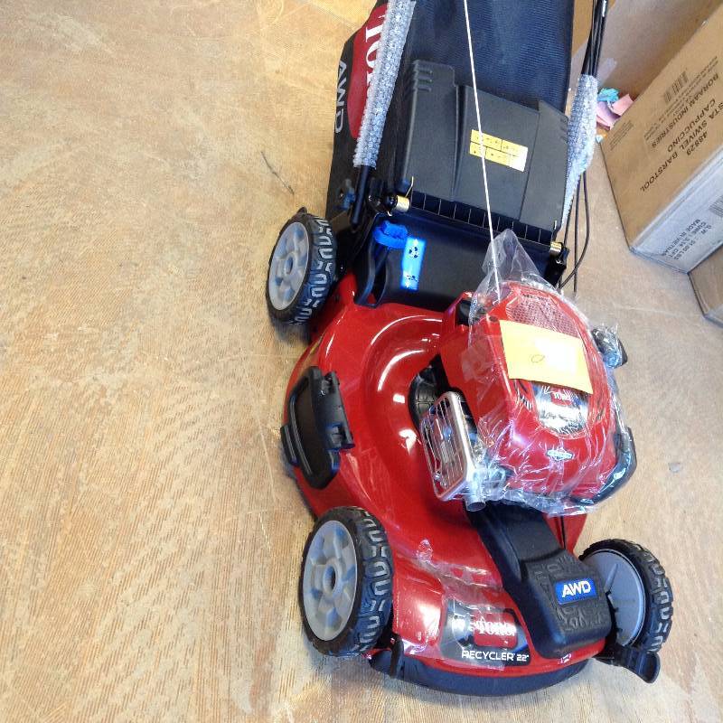 lot 22 image: Toro Recycler AWD personal pace 22 in mower open box never used