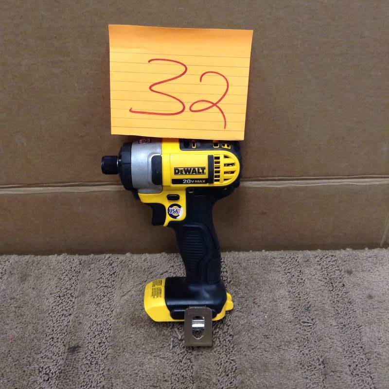 lot 32 image: Dewalt DCF885 Impact Driver Tool Only in like New working conditions