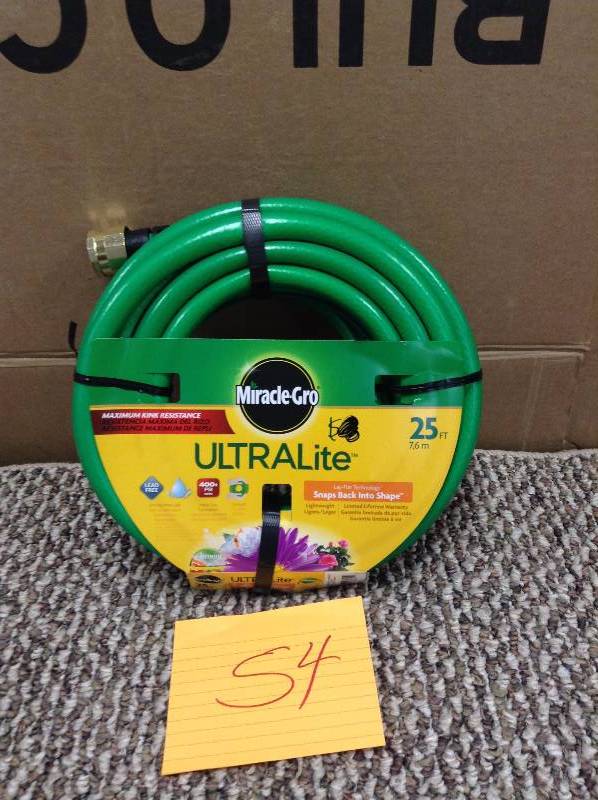 lot 54 image: Miracle Gro Ultralite