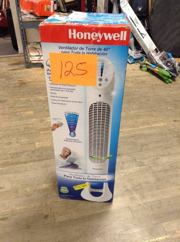 lot 125 image: Honeywell 40 in Tower Fan