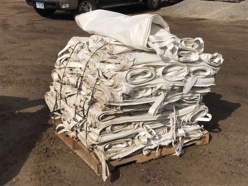 lot 4 image: Pallet Of Commercial Material Sack